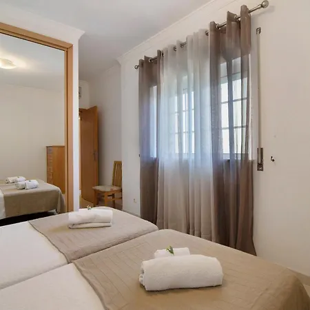 T2 Bosque De São José * Albufeira